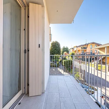 Lakeside & Station - Maison Elvian Apartamento Desenzano del Garda