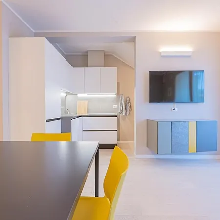 Lakeside & Station - Maison Elvian Desenzano del Garda